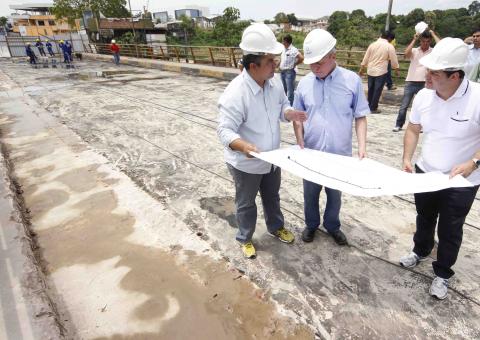 Prefeito inspeciona obras em vários pontos da cidade